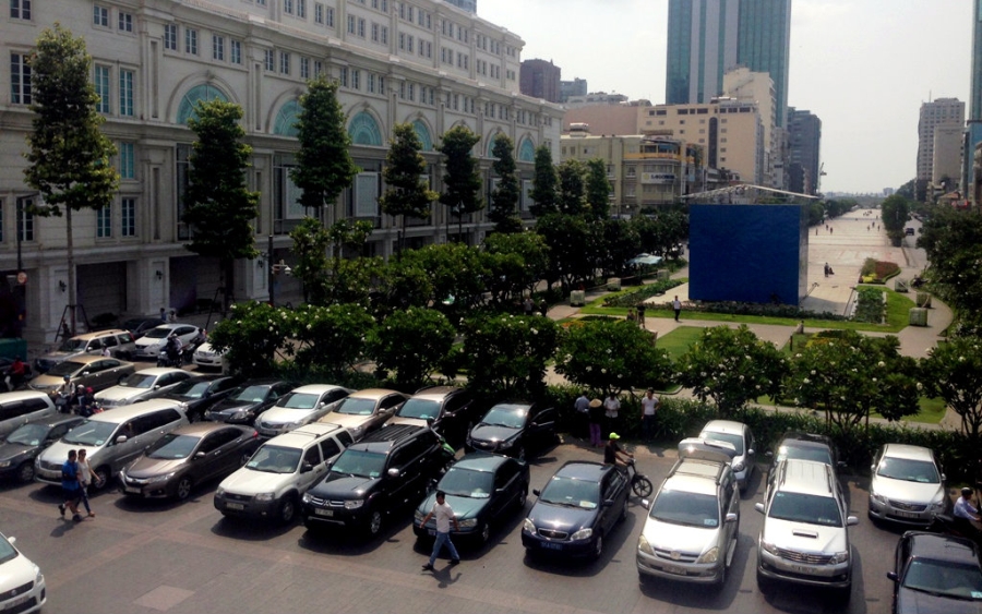 Ô tô công dôi dư hơn 2.300 chiếc, nhiều nơi vẫn tích cực mua sắm - Ảnh 1.