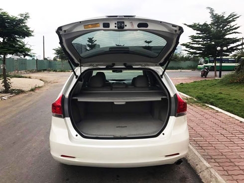 toyota-venza-doi-2009-gia-hon-mot-ty-tai-viet-nam-7