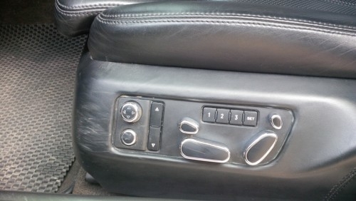 xe sang bentley continental flying spur sau 11 nam rot gia tham hai hinh anh 9
