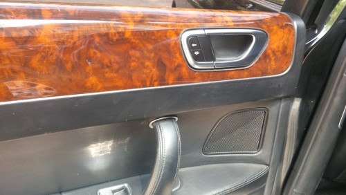 xe sang bentley continental flying spur sau 11 nam rot gia tham hai hinh anh 12