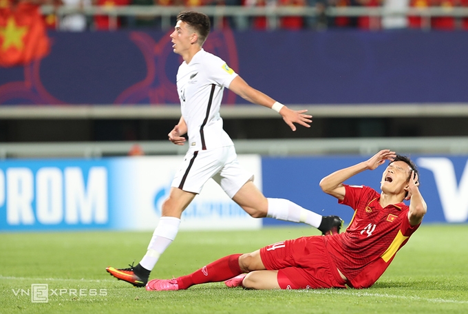 Những cơ hội vàng bị bỏ lỡ của U20 Việt Nam