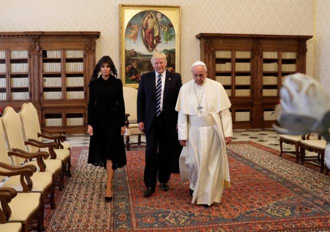 Tong thong Trump gap Giao hoang Francis tai Vatican hinh anh 2