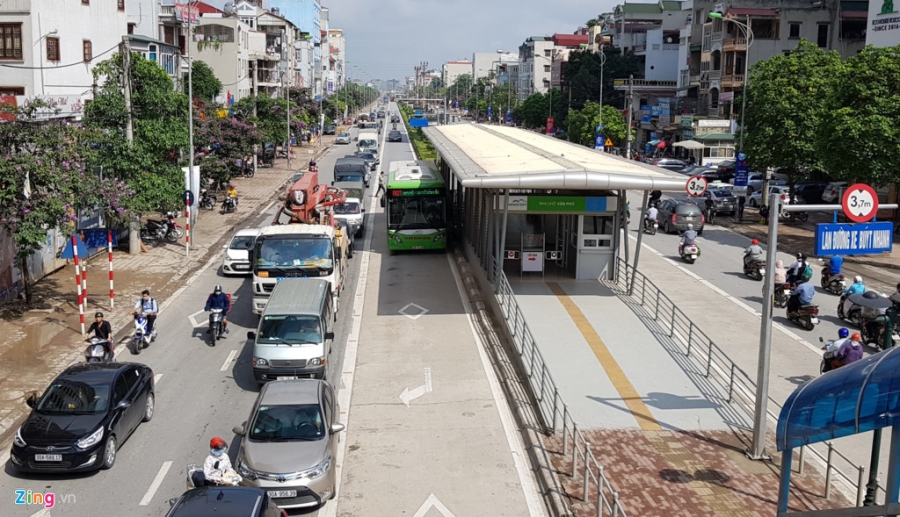Buyt nhanh BRT sang chat cung, trua vang hoe hinh anh 1