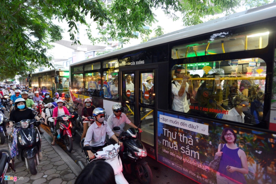 Buyt nhanh BRT sang chat cung, trua vang hoe hinh anh 14
