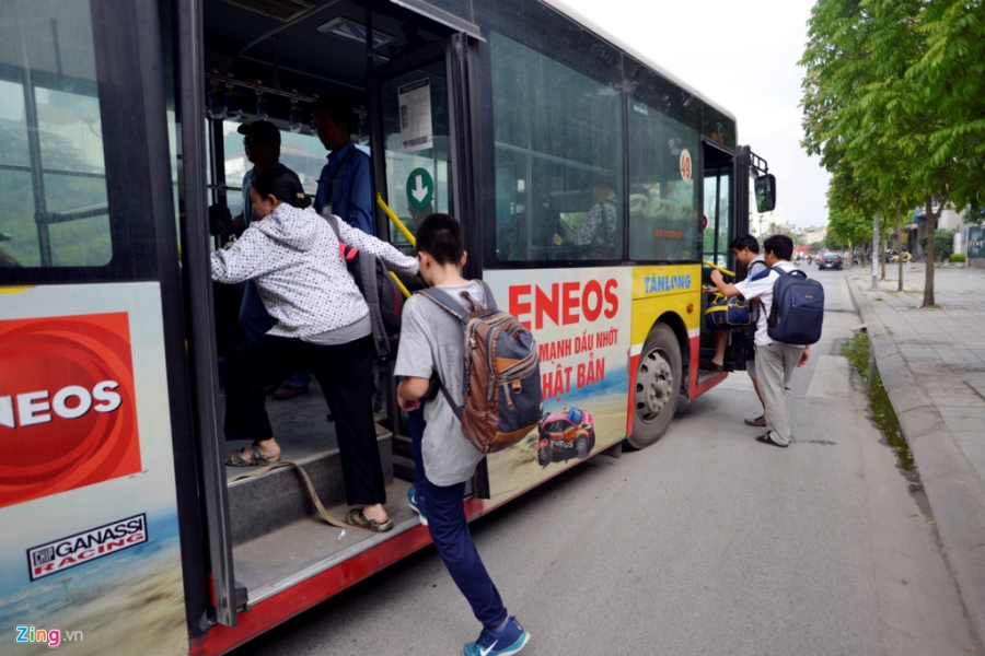Buyt nhanh BRT sang chat cung, trua vang hoe hinh anh 15