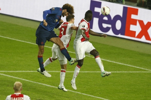 fellaini-lap-ky-luc-khong-chien-tai-europa-league