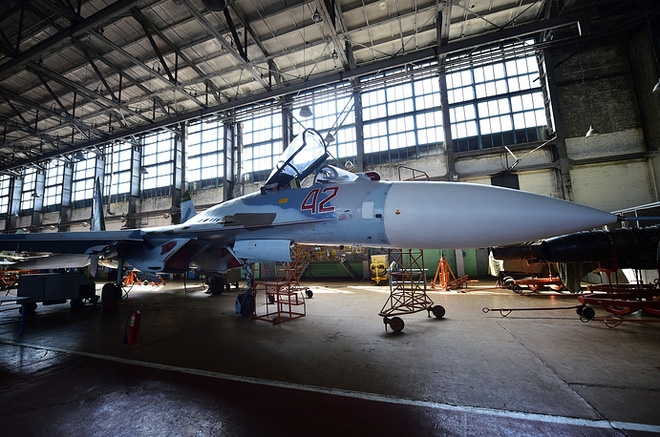 Tiêm kích Su-27 và những mốc son chói lọi: Luôn khiến kẻ địch khiếp sợ - Ảnh 5.