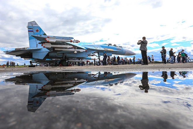 Tiêm kích Su-27 và những mốc son chói lọi: Luôn khiến kẻ địch khiếp sợ - Ảnh 8.