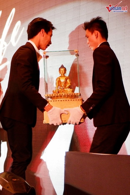 Ngô Thanh Vân, Vết sẹo cuộc đời, MC Phan Anh