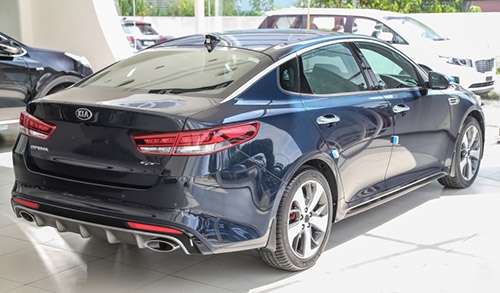 kia optima gt 2017 co gia 953 trieu dong hinh anh 4