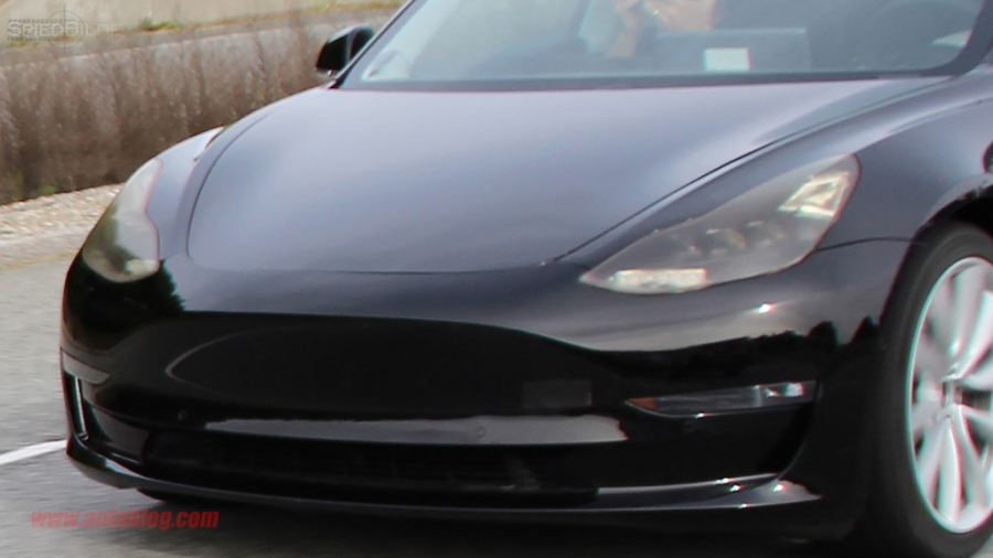 Tesla Model 3 ban thuong mai xuat hien tren duong hinh anh 3