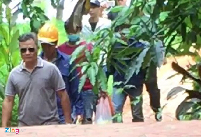 Vu rut sung tai nha nghi o Phu Quoc: Toa an cam sua chua nha hinh anh 1