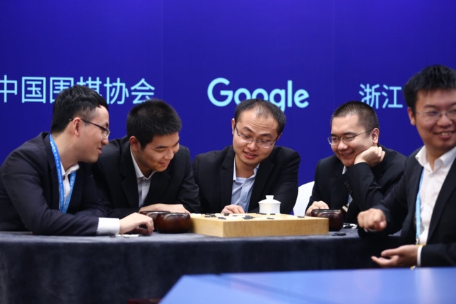 Thang nha vo dich co vay lan 3, AlphaGo chinh thuc giai nghe hinh anh 2