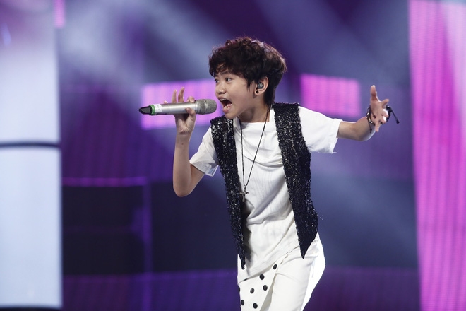 Xuất hiện Hoàng tử Bolero gây ấn tượng mạnh tại Vietnam Idol Kids - Ảnh 7.