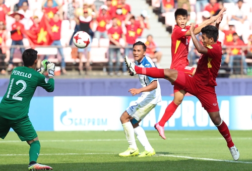 hlv-honduras-choi-cham-la-bi-quyet-de-ha-u20-viet-nam