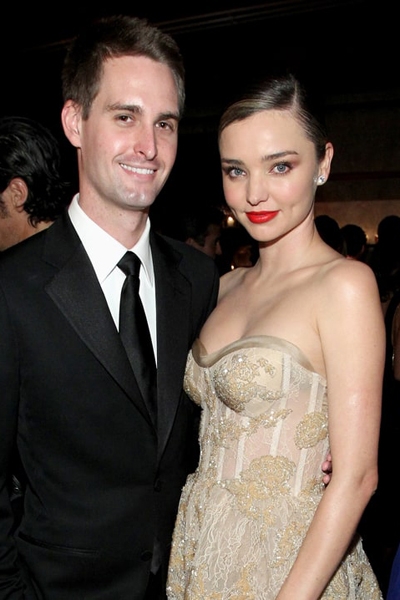 miranda-kerr-ket-hon-voi-ty-phu-9x-tai-nha-rieng