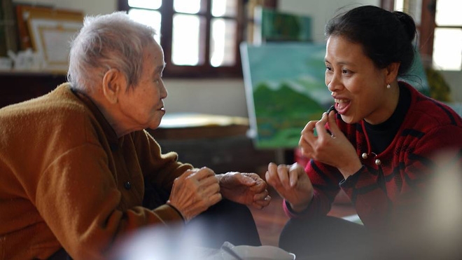 Ở tuổi 97, cụ bà này được phong là 