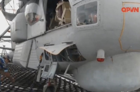 Bat ngo hangar truc thang cua chien ham Gepard Viet Nam - Anh 9
