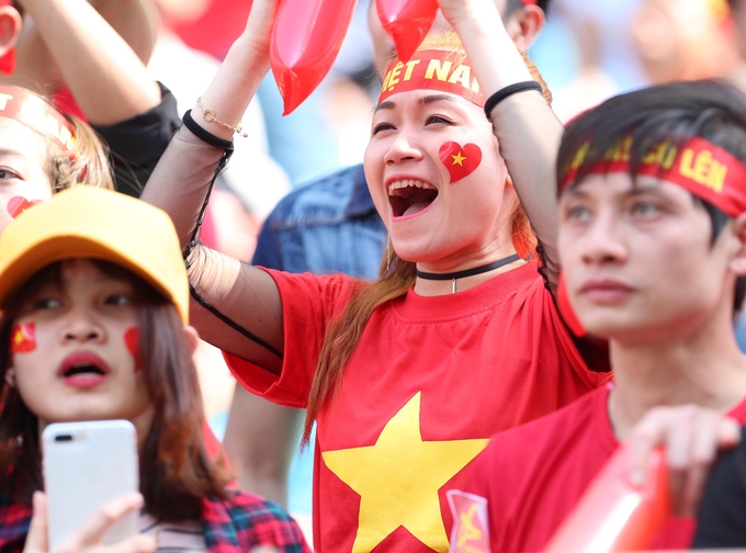 Nhan sắc Việt trên khán đài giải U20 World Cup 2017