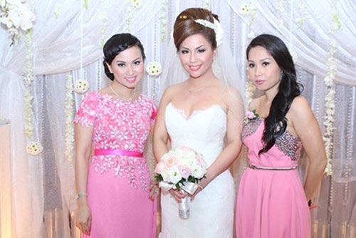 cuoc song giau sang kin tieng cua 3 chi em cam ly - minh tuyet - ha phuong - 1