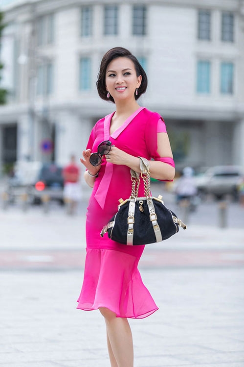 cuoc song giau sang kin tieng cua 3 chi em cam ly - minh tuyet - ha phuong - 13