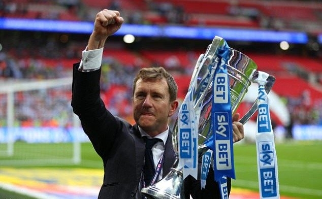 Ngoại hạng Anh, Huddersfield Town, Reading
