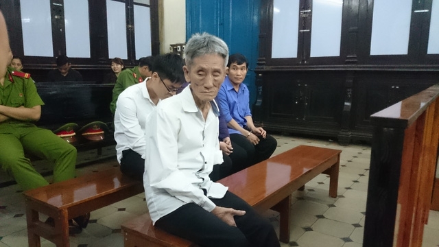 Bị cáo Bài tại tòa.