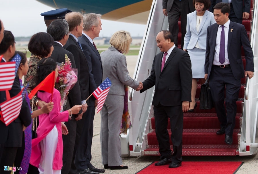 Thu tuong Nguyen Xuan Phuc duoc chao don nong nhiet o Washington DC hinh anh 2