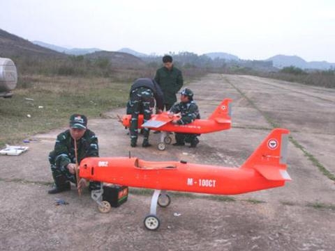 Bo Quoc phong ban hanh quy dinh ve san xuat UAV 