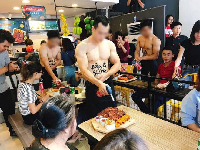 hot girl xua roi, bay gio phai la trai dep 6 mui lam phuc vu quan an hinh anh 1