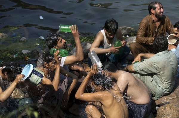Pakistan nóng kỷ lục 53 độ C - 1