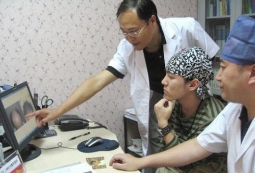 phan doi muon neo dan sao nhi cbiz sang choi mot thoi hinh anh 5