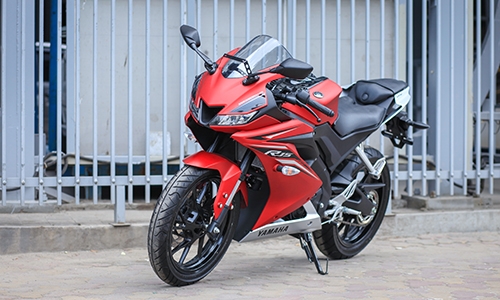 yamaha-r15-the-he-moi-dau-tien-ve-ha-noi-gia-112-trieu-dong