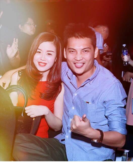 1 năm sau màn cầu hôn xôn xao, tình yêu đẹp của nữ tiếp viên hàng không và “ông trùm” Hoa hậu ra sao? - Ảnh 3.