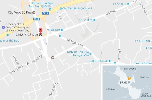 Hang tram thung bia do xuong duong o Sai Gon, tai xe khong mat mot lon hinh anh 2