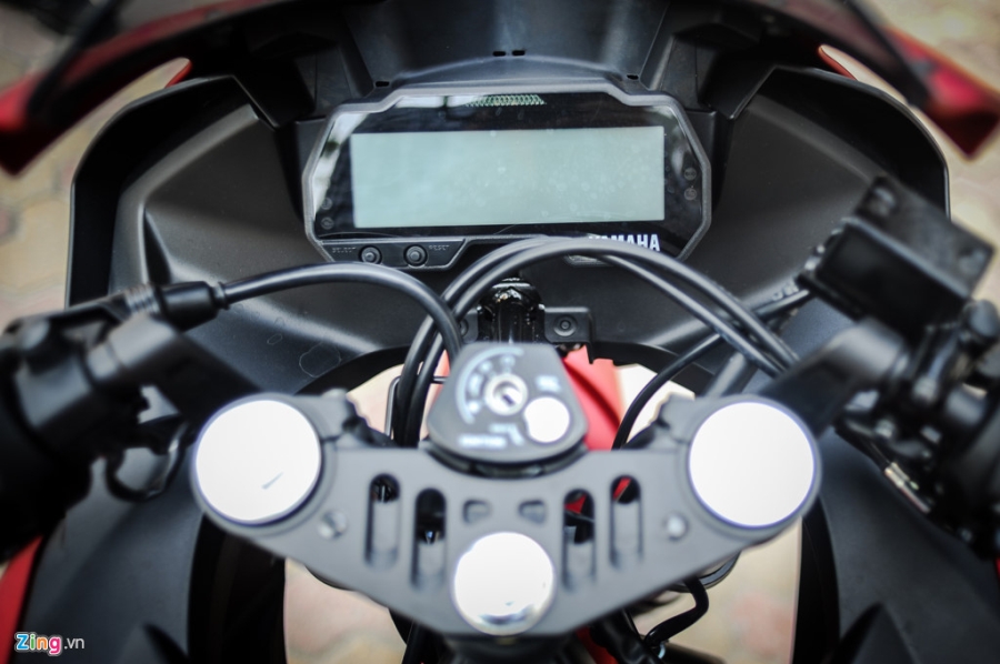Yamaha YZF-R15 2017 gia hon 100 trieu tai Ha Noi hinh anh 6