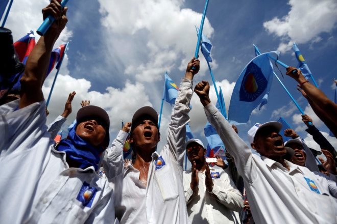 Thu tuong Hun Sen bat ngo di van dong tranh cu hinh anh 2