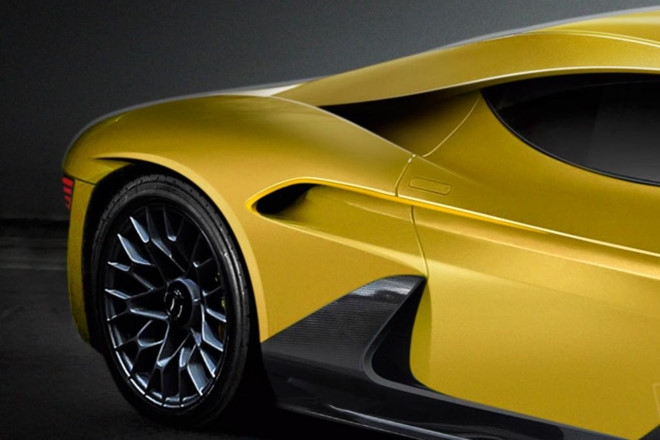 Aston Martin sap co sieu xe canh tranh Ferrari 488 hinh anh 2
