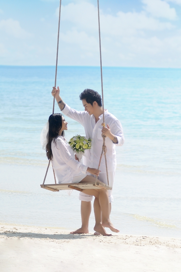 duy-truong-khoe-anh-cuoi-lang-man-ben-vo-kem-4-tuoi-5