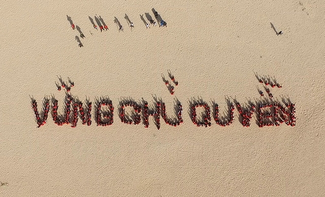 Vững chủ quyền