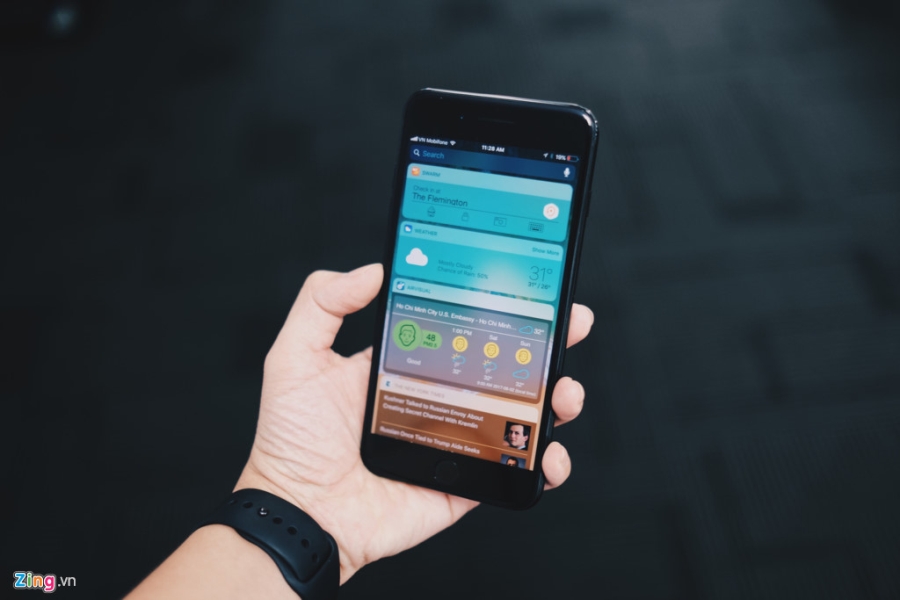 Dung thu iOS 11 tren iPhone 7 Plus o VN hinh anh 2