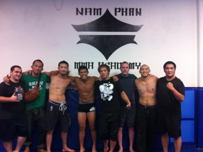 Nam Phan - nguoi tien phong mang vo Viet den UFC hinh anh 3