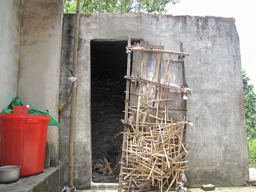 Ông điếc bà mù mỗi bữa ăn chỉ 5.000 đồng vẫn yêu thương, chiều chuộng nhau - ảnh 8