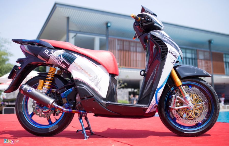 Honda SH do do choi hang hieu cua biker Sai Gon hinh anh 9