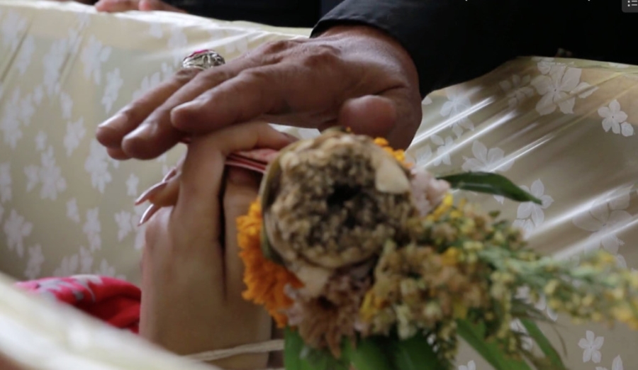 Nguoi than nam chat tay hoa hau 19 tuoi Thai Lan truoc gio hoa tang hinh anh 4