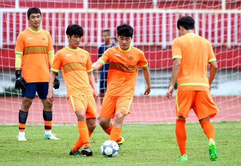 HLV của Gangwon FC: 'Xuân Trường chưa thích ứng được với nền bóng đá Hàn Quốc' - ảnh 2