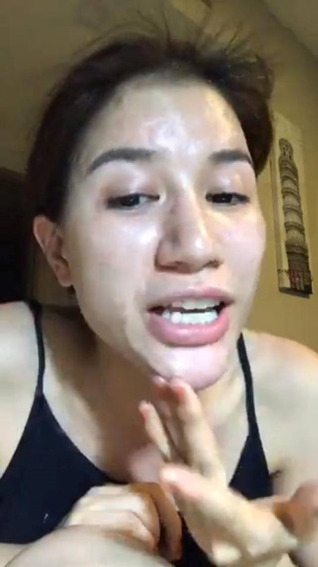 trang tran me nhau livestream khuyen moi nguoi dung nhu minh hinh anh 1