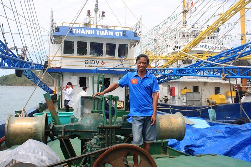 tàu vỏ thép, tàu thép, tàu rỉ sét, tàu cá, Bình Định