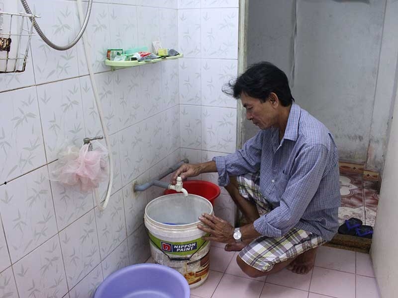 Nhiều người dân Đà Nẵng phải nhịn đi vệ sinh - ảnh 1