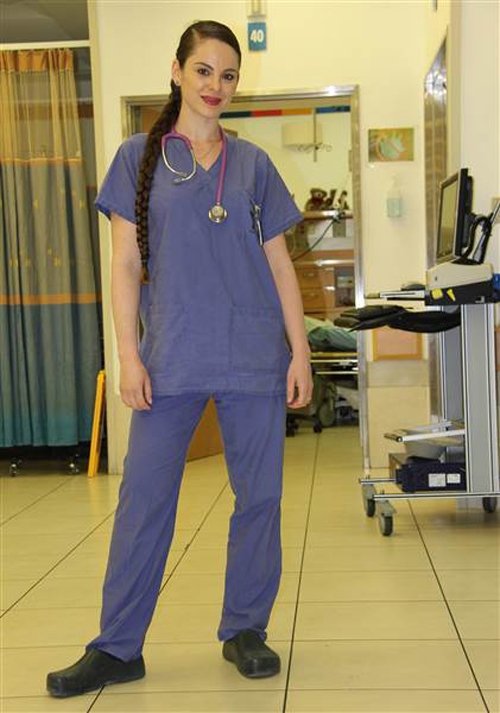 y-ta-cho-con-cua-benh-nhan-khat-sua-bu-nho-1